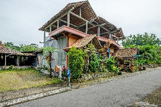 OYO Homes 90996 Desa Wisata Pulesari Syariah fotoÄŸrafÄ±