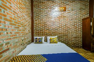 OYO Homes 90996 Desa Wisata Pulesari Syariah fotoÄŸrafÄ±