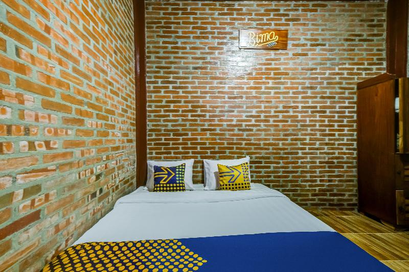 OYO Homes 90996 Desa Wisata Pulesari Syariah - Oda