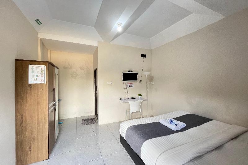 Steze Guesthouse Syariah Telanaipura by ZUZU - Oda