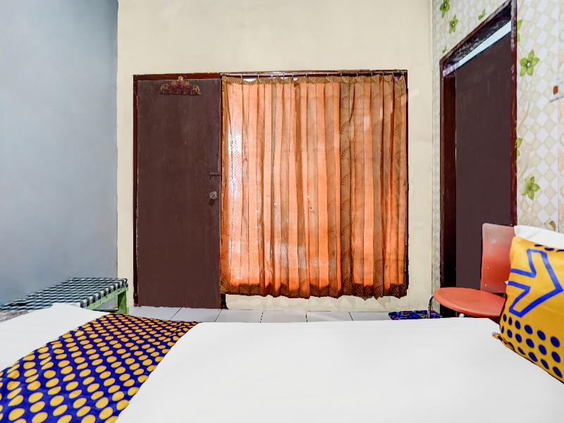 SPOT ON 91060 Villa Wijaya Homestay - Oda