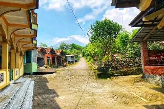 OYO Homes 91096 Desa Wisata Tunggul Arum fotoÄŸrafÄ±