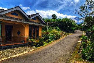 OYO Homes 91096 Desa Wisata Tunggul Arum fotoÄŸrafÄ±