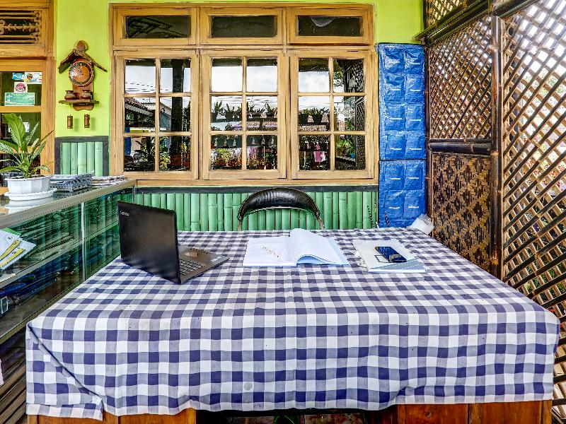 OYO Homes 91103 Desa Wisata Lembah Gunung Tumpeng - Lobi