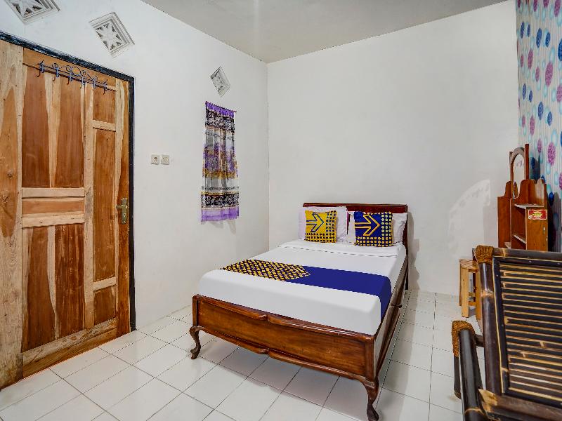 OYO Homes 91103 Desa Wisata Lembah Gunung Tumpeng - Oda