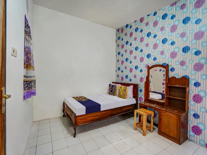OYO Homes 91103 Desa Wisata Lembah Gunung Tumpeng - Oda