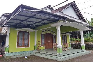 OYO Homes 91083 Desa Wisata Plosokuning Syariah otel fotoğrafı