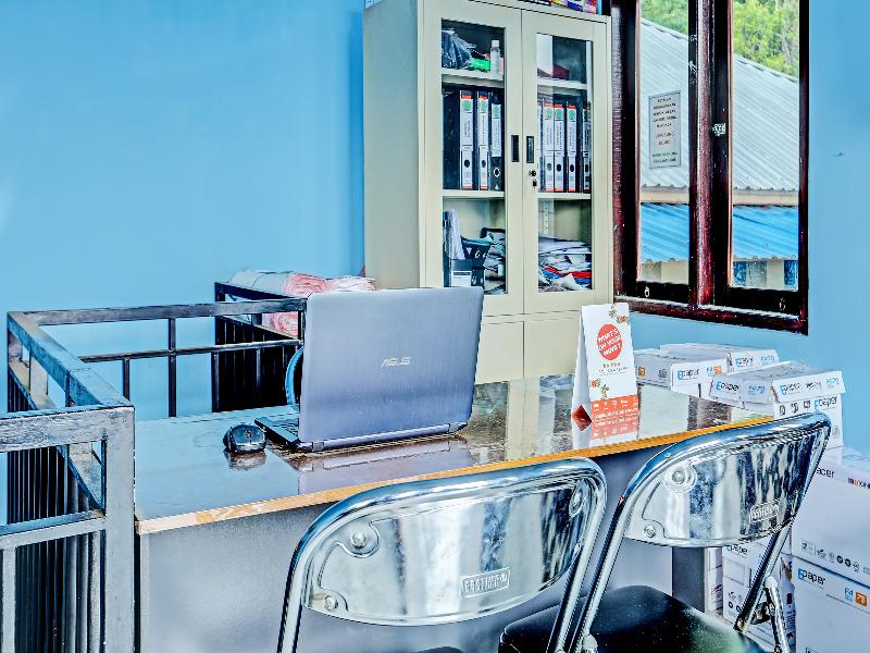 OYO Homes 91094 Desa Wisata Banyuatis - Lobi