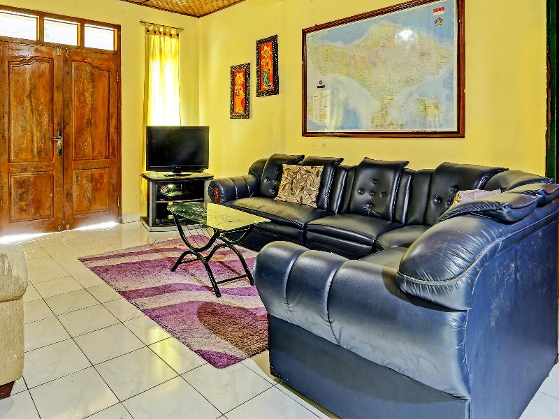 OYO Homes 91094 Desa Wisata Banyuatis - Lobi