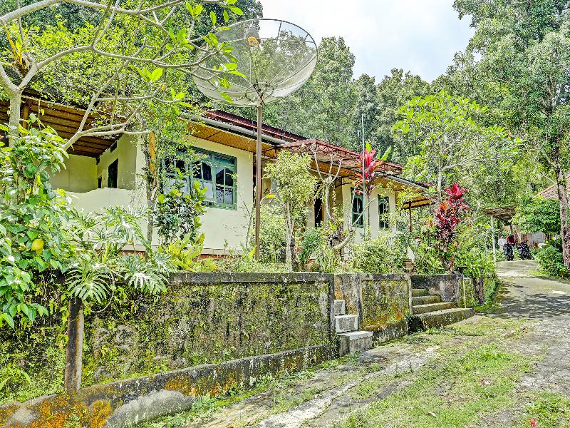 OYO Homes 91094 Desa Wisata Banyuatis - Genel