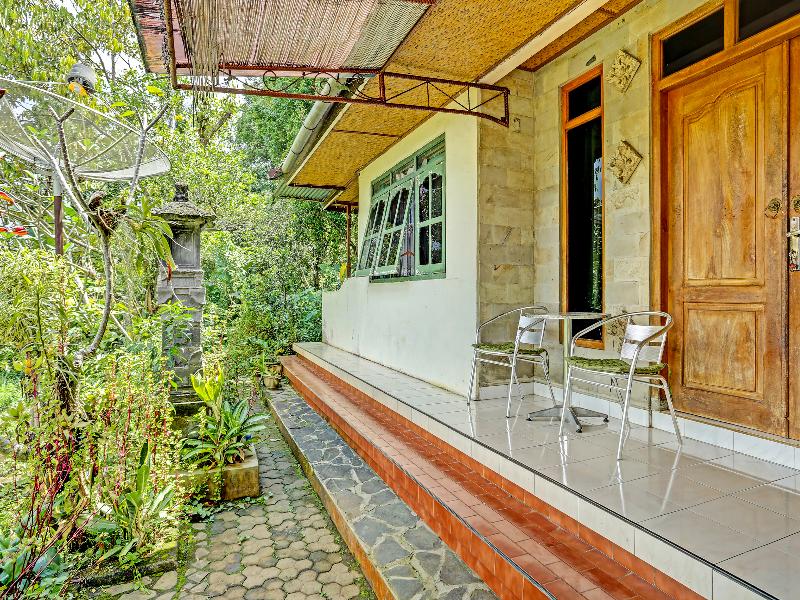 OYO Homes 91094 Desa Wisata Banyuatis - Genel