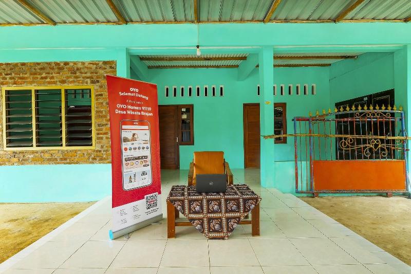 OYO Homes 91119 Desa Wisata Brajan - Lobi