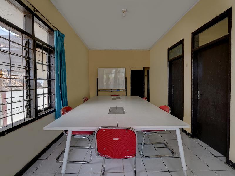 SPOT ON 91116 Pelangi Residence Syariah - Lobi