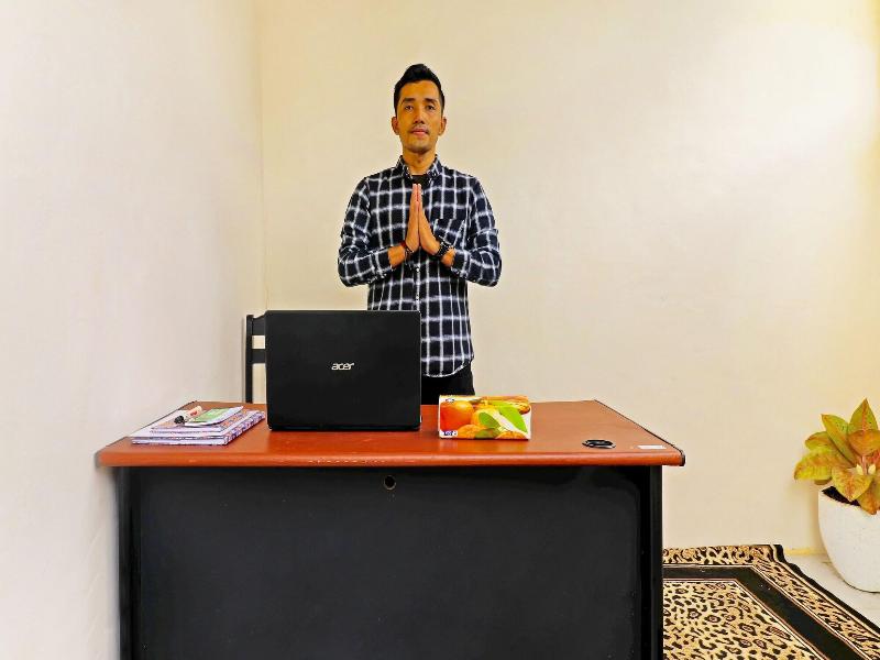 OYO 91129 D'ta Kost Syariah - Lobi