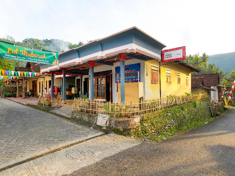 OYO Homes 91134 Desa Wisata Tebing Lingga - Genel