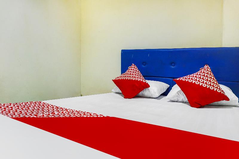 OYO 91182 Kos'ta Homestay Makassar - Oda