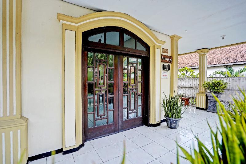 OYO 91198 Hotel Mahkota 2 Lamongan - Lobi