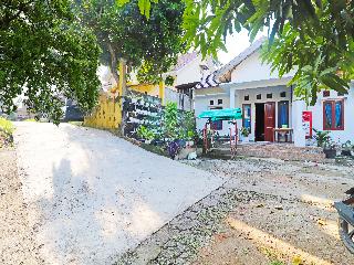 SPOT ON 91222 Kanjeng Mami Homestay Syaria fotoÄŸrafÄ±