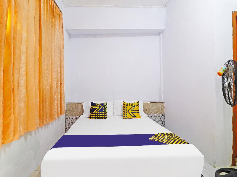 SPOT ON 91222 Kanjeng Mami Homestay Syaria - Oda