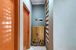 Kost Rosandy House Yogyakarta otel fotoğrafı
