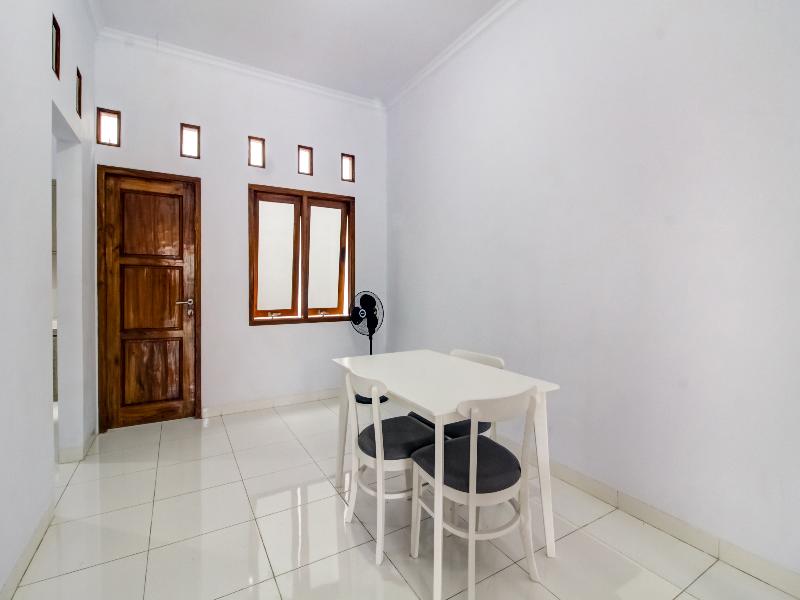 Bina Syariah Guest House - Genel