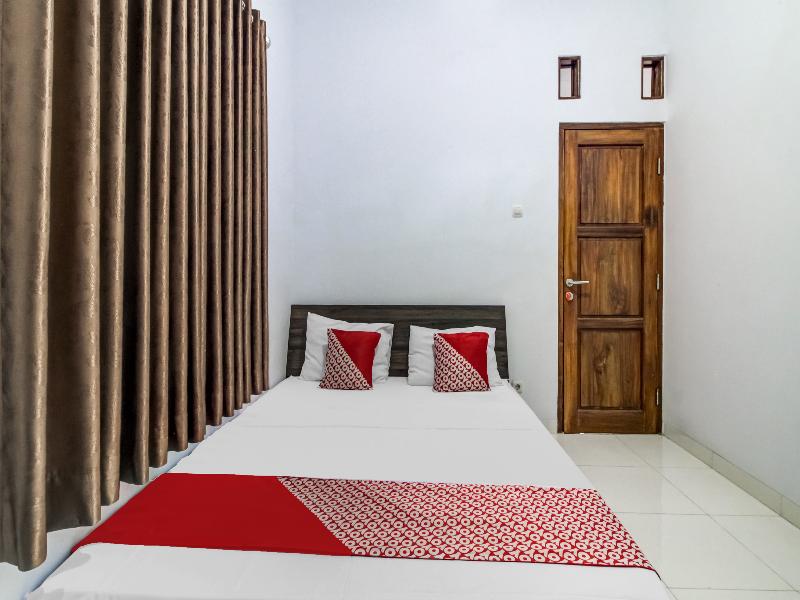 Bina Syariah Guest House - Oda