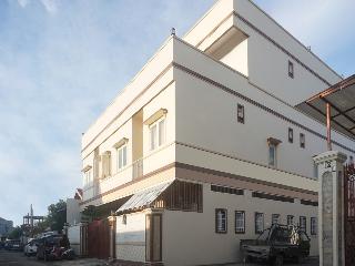 Hh Guest House Makassar otel fotoğrafı
