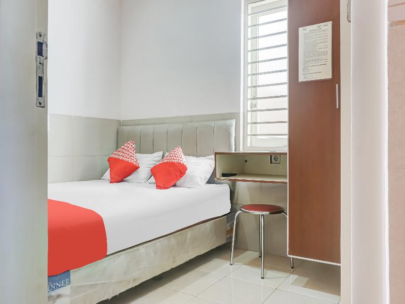 Hh Guest House Makassar - Oda