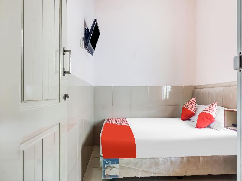 Hh Guest House Makassar - Oda