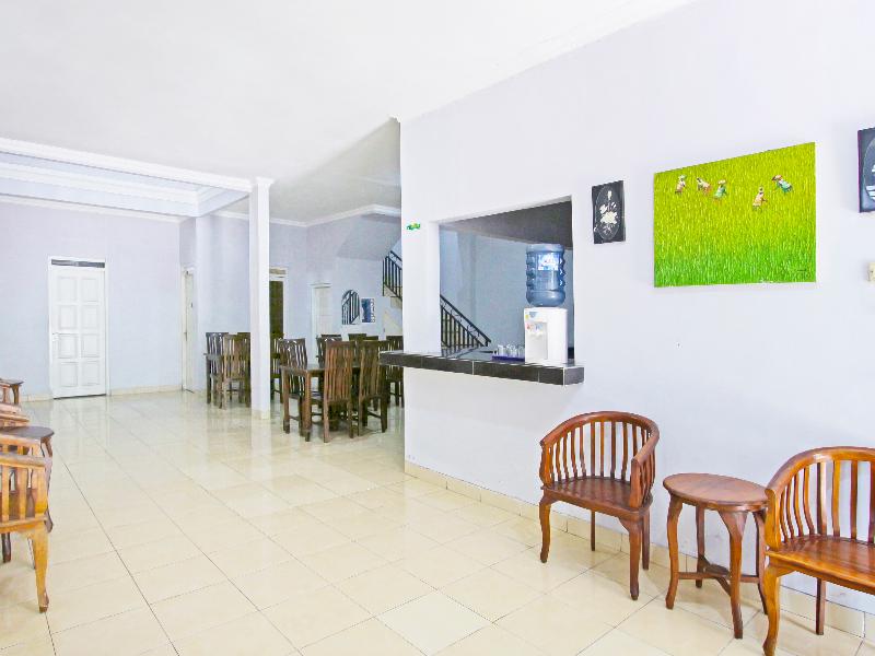 OYO 91315 Homestay Al Maidah - Lobi