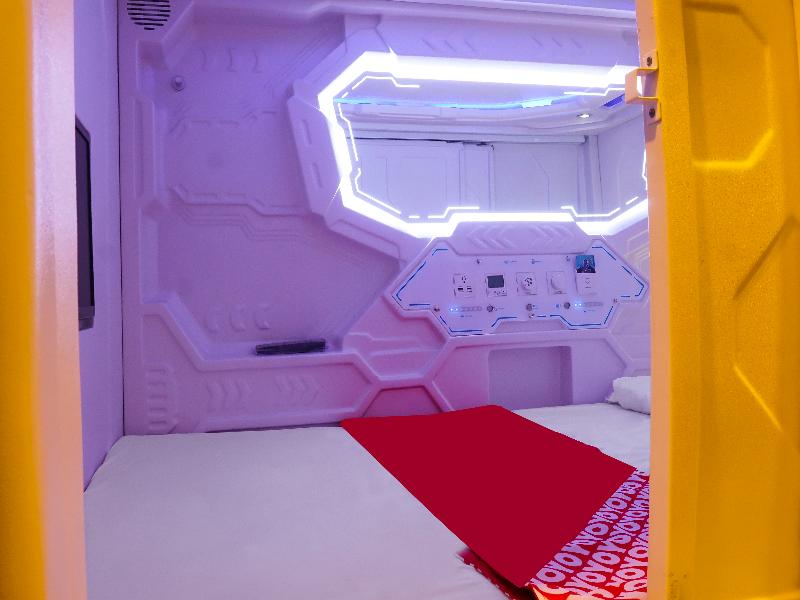 Hotel O Fiducia Capsule Hotel - Oda