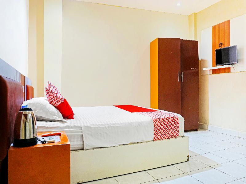 Capital O 91331 Hotel Grand Saota Soppeng - Oda