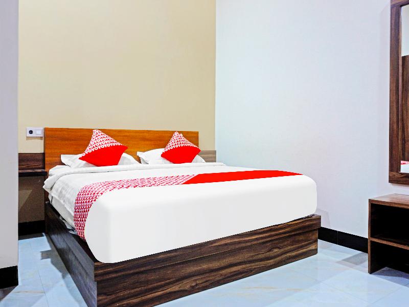 Capital O 91331 Hotel Grand Saota Soppeng - Oda
