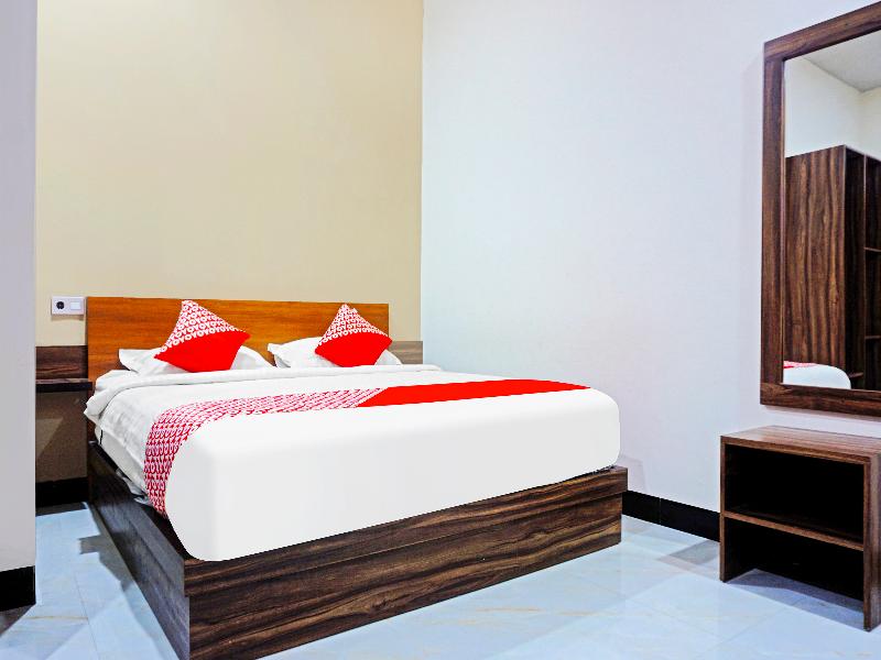 Capital O 91331 Hotel Grand Saota Soppeng - Oda