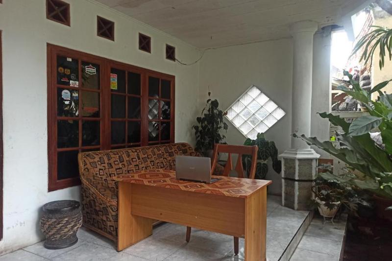 SPOT ON 91339 Pondok Kost Aulia Syariah - Lobi