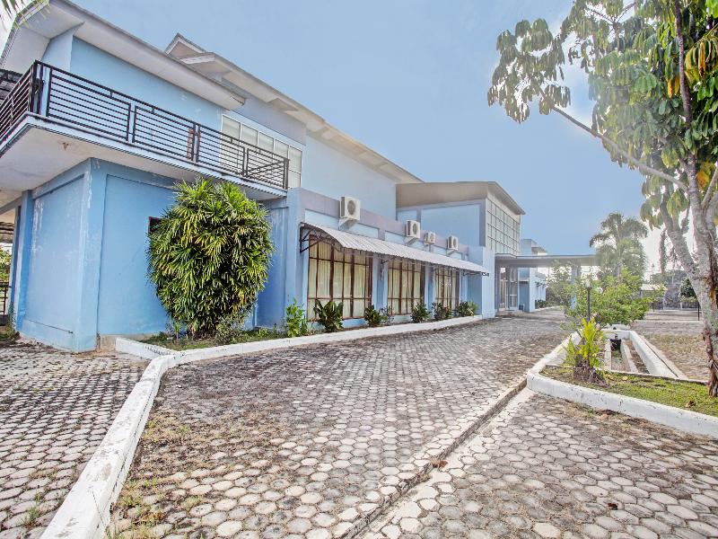 OYO 90947 Hotel Sarbini - Genel
