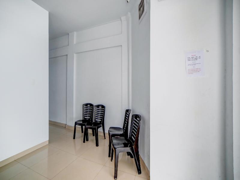 OYO 90994 Ada Guest House - Lobi