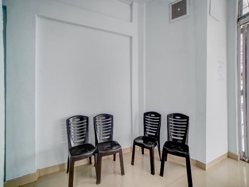OYO 90994 Ada Guest House - Lobi