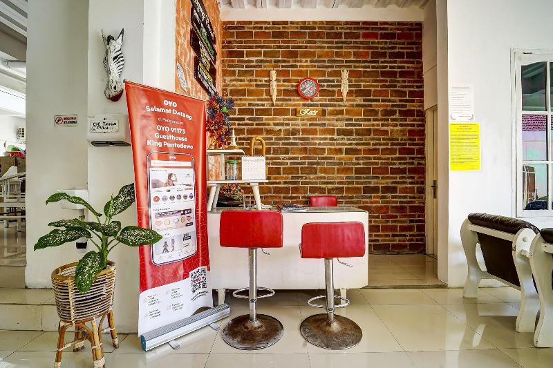 91173 Guesthouse King Puntodewo - Lobi