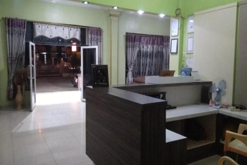 OYO 91097 Hotel Atika - Lobi
