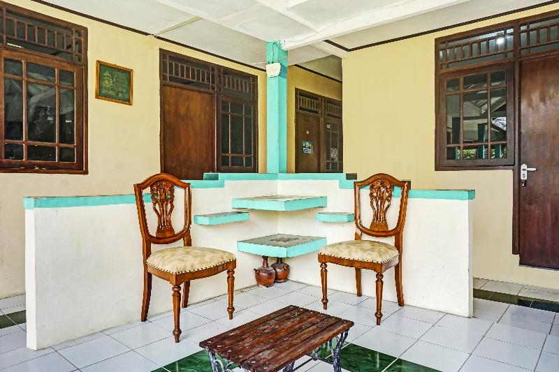 SPOT ON 90928 Wisma Asri Putra Syariah - Genel