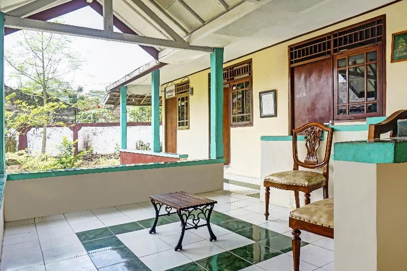 SPOT ON 90928 Wisma Asri Putra Syariah - Genel