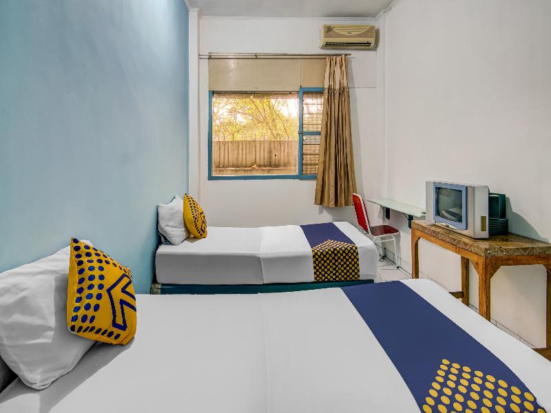 SPOT ON 90964 Hotel Margadana - Oda