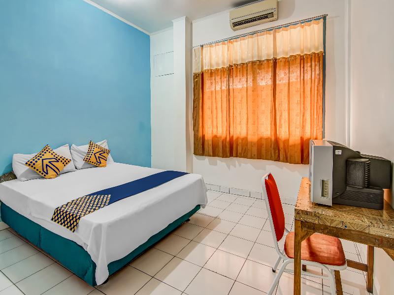 SPOT ON 90964 Hotel Margadana - Oda