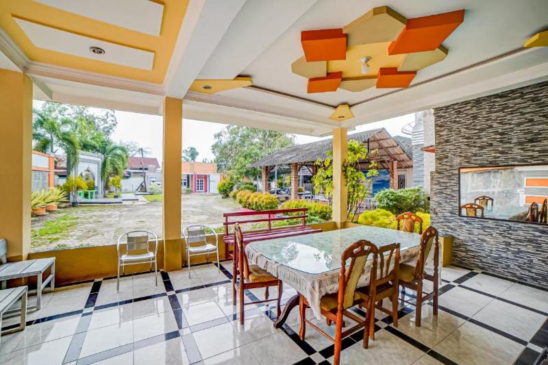 OYO 90980 Al Karim Syariah - Restoran