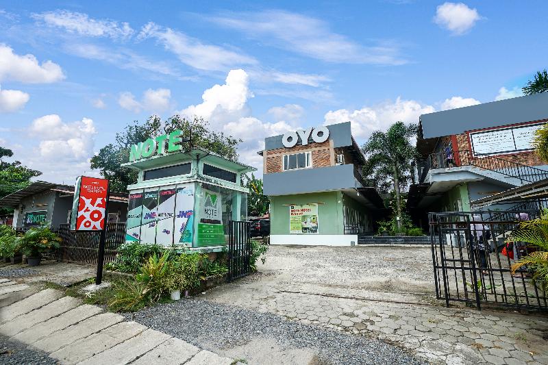 OYO 91027 Note Hotel Syariah - Genel