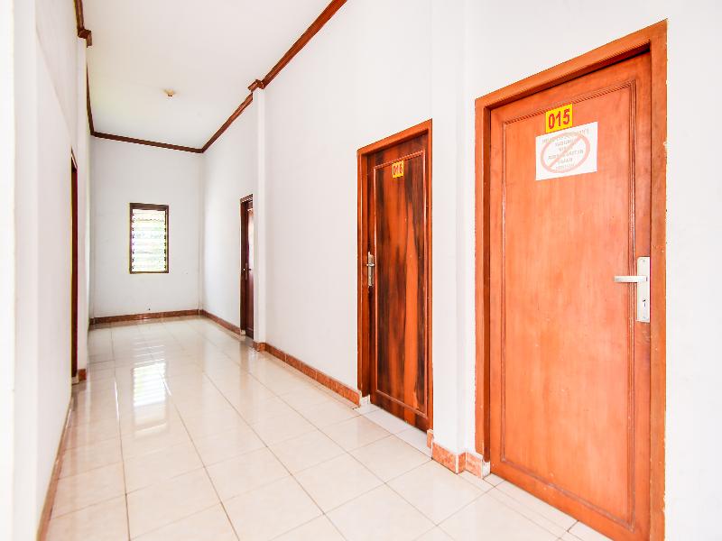 OYO 91063 Kost Bunga - Lobi