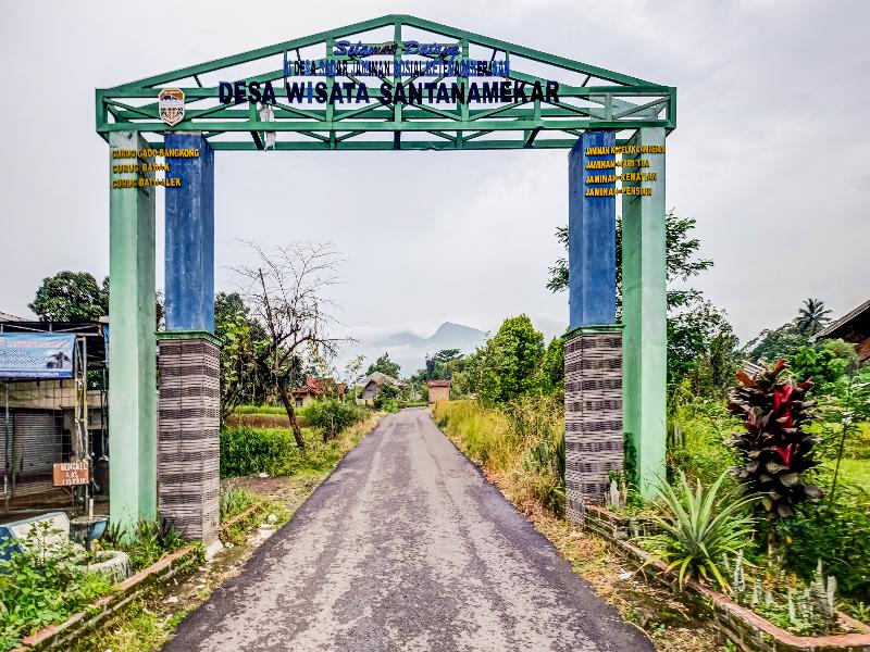 OYO Homes 91067 Desa Wisata Santanamekar - Genel