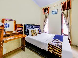 OYO Homes 91067 Desa Wisata Santanamekar fotoÄŸrafÄ±