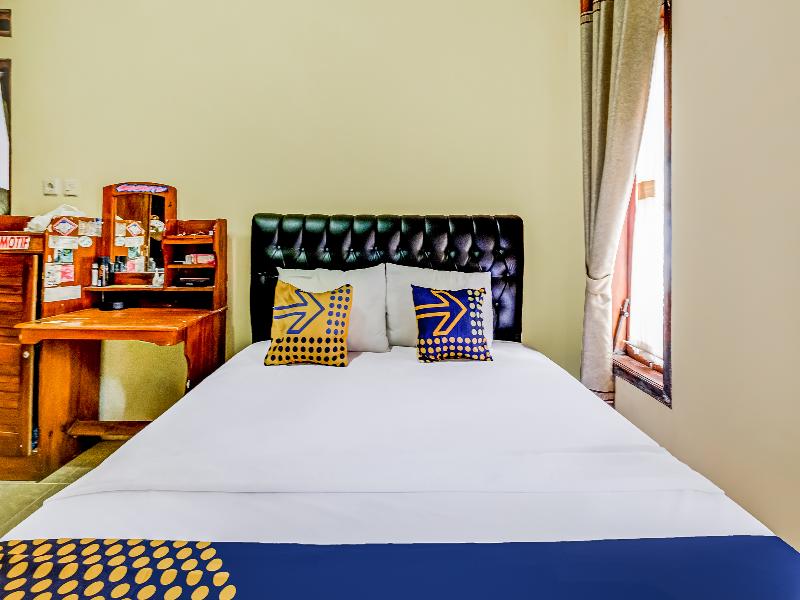 OYO Homes 91067 Desa Wisata Santanamekar - Oda